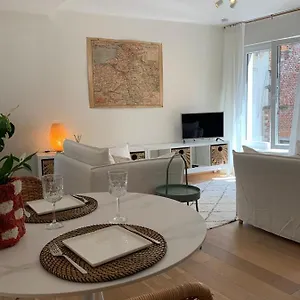 Cozy In Centre Of Old Town , Antwerpen België